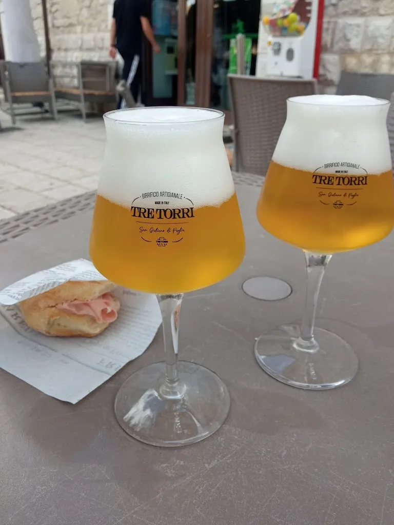 Birrificio Le Tre Torri restaurant in San Giuliano di Puglia