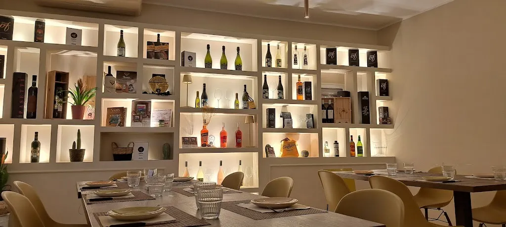 Ristorante pizzeria Miraky restaurant in San Giuliano di Puglia