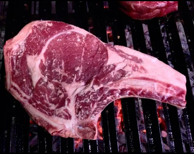 Why Not? steakhouse_San Polomatese_slider_image_3