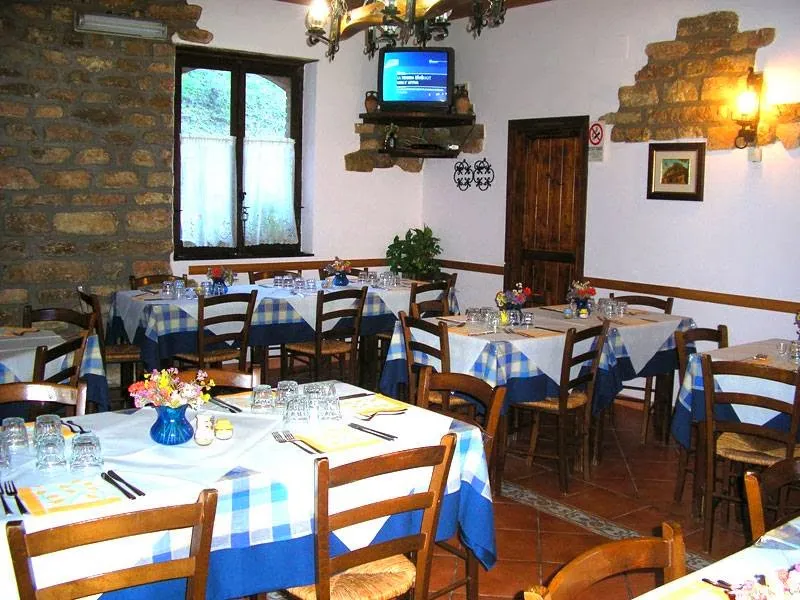 Dimora Rurale il Campanaccio restaurant in San Massimo