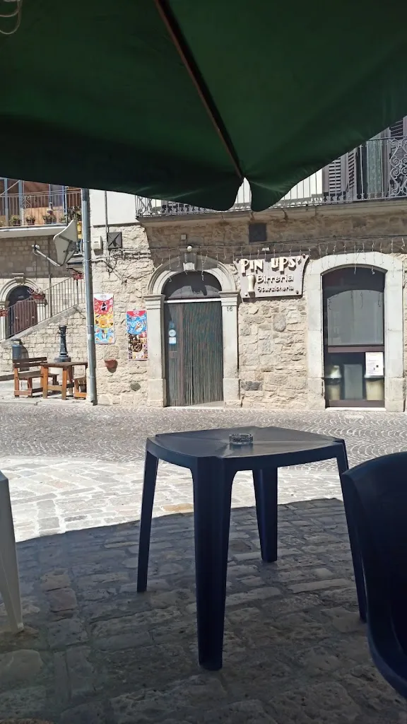 Pin-Ups Di Cordone Michelina E C. Snc restaurant in Sant'Elia a Pianisi