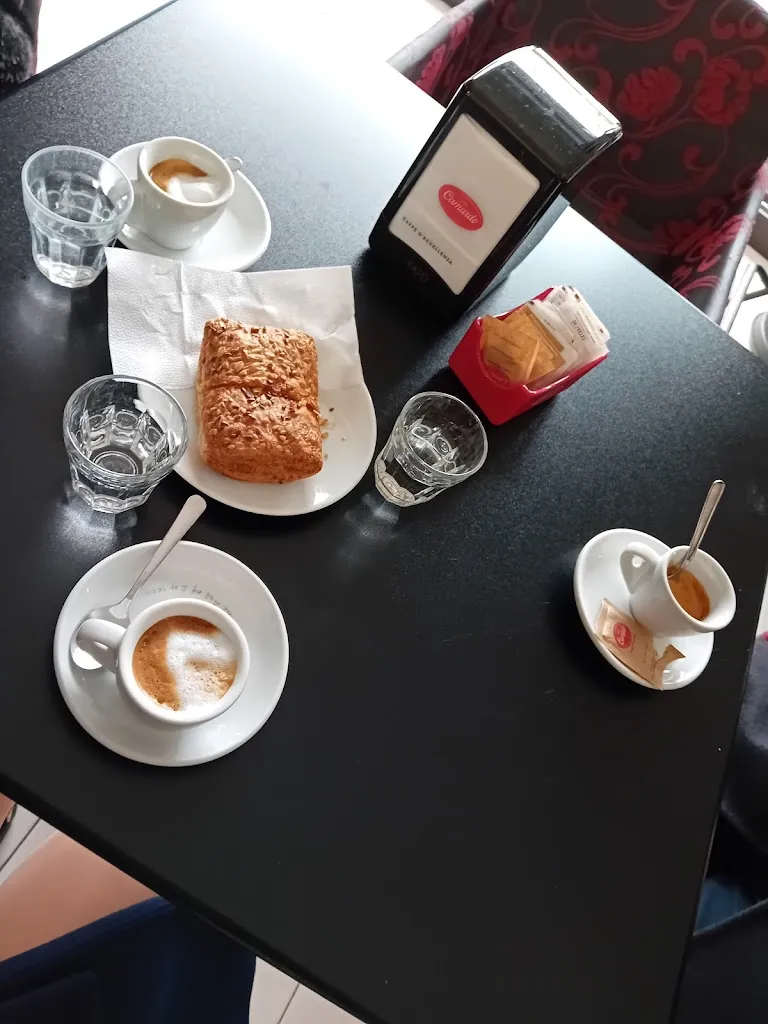 Imprevist Art Cafè_San Martino in Pensilis_slider_image_3