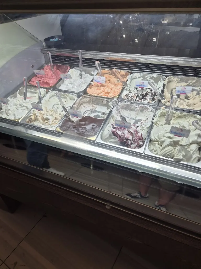 Rino Ciara_Pasticceria Tina Sweets and Cake San Martino in Pensilis_San Martino in Pensilis_avis