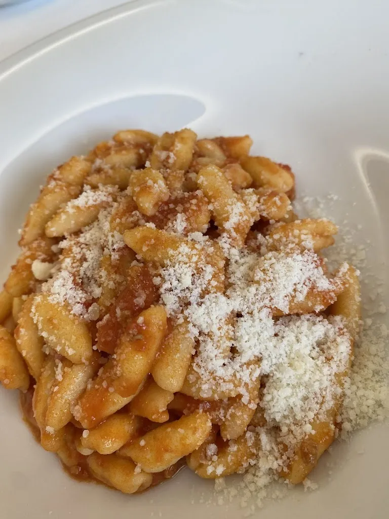 Nicola Monacelli_Maglieri Restaurant & Cafe_Sepino_review