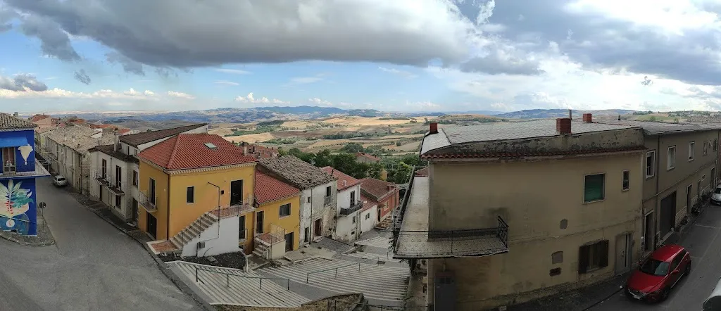 Michele Sales_Il Mare in Collina_Santa Croce di Magliano_review