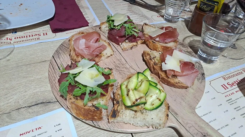 Lina D'Alessandro_Pizzeria Ristorante Settimo Specchio Di Brenna C._Santa Croce di Magliano_review