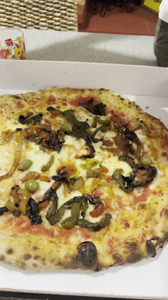 Pizzeria Acqua & Farina_Castrignano del Capo_slider_image_2