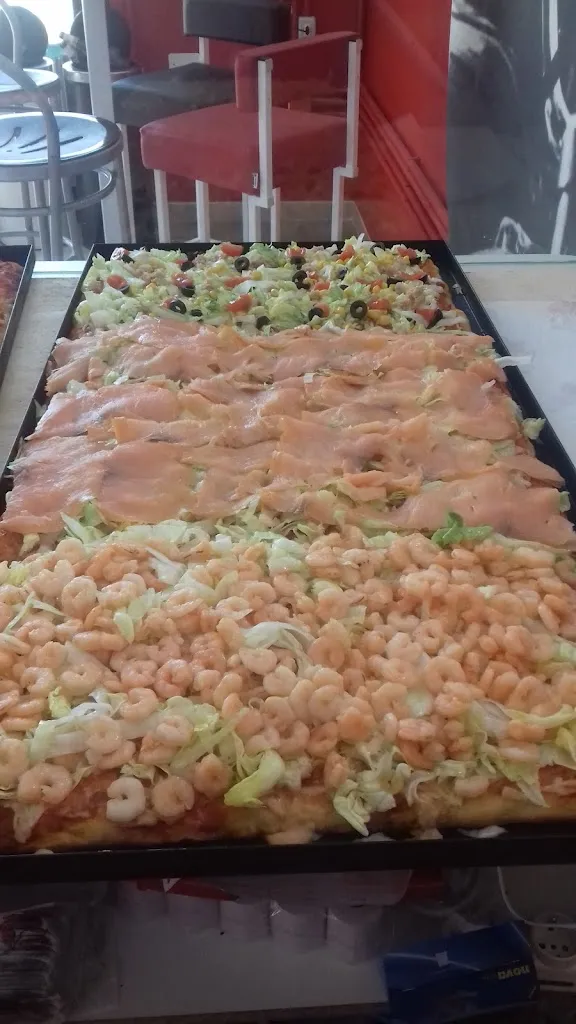 Pizza Al Taglio Da Morris_Tavenna_slider_image_3