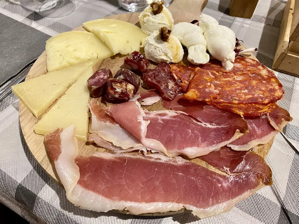 Ristorante La Taverna_Vastogirardi_slider_image_2