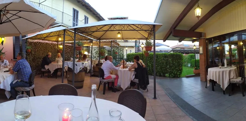 Osteria La Milonga restaurant in Agliano