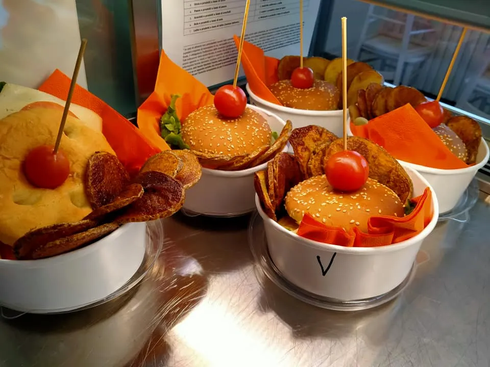 LE ZIE Caffè Tavola Calda_Agliano_slider_image_2