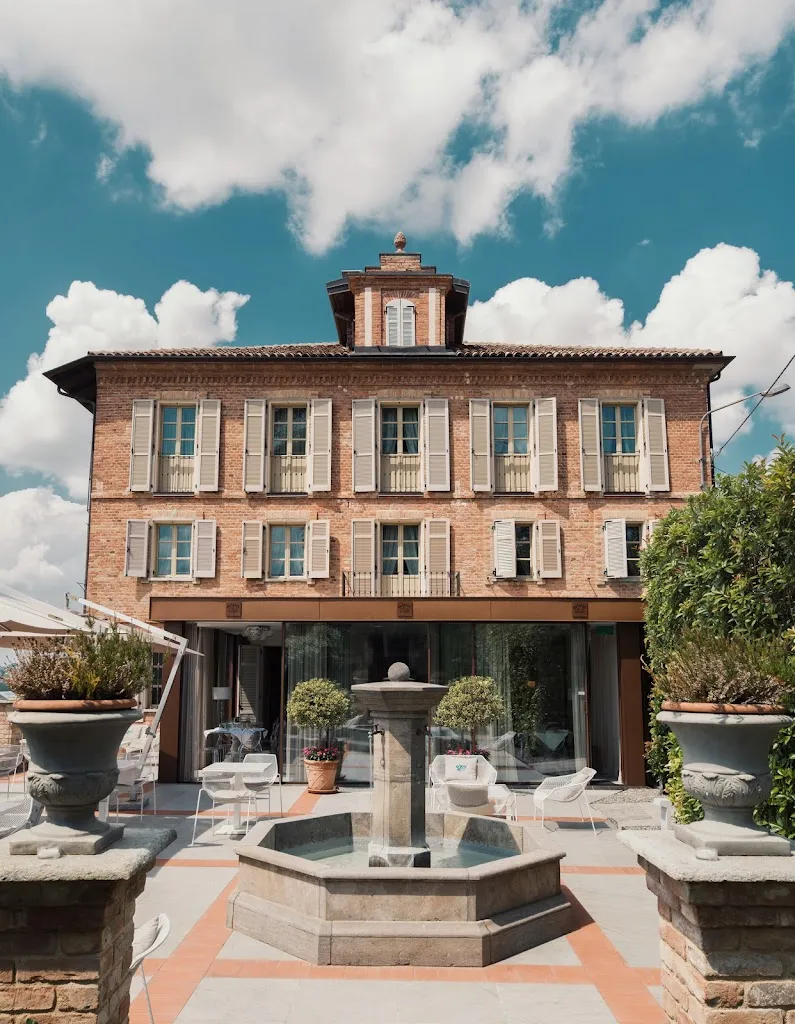 Villa Fontana Relais & Wellness Spa restaurant in Agliano
