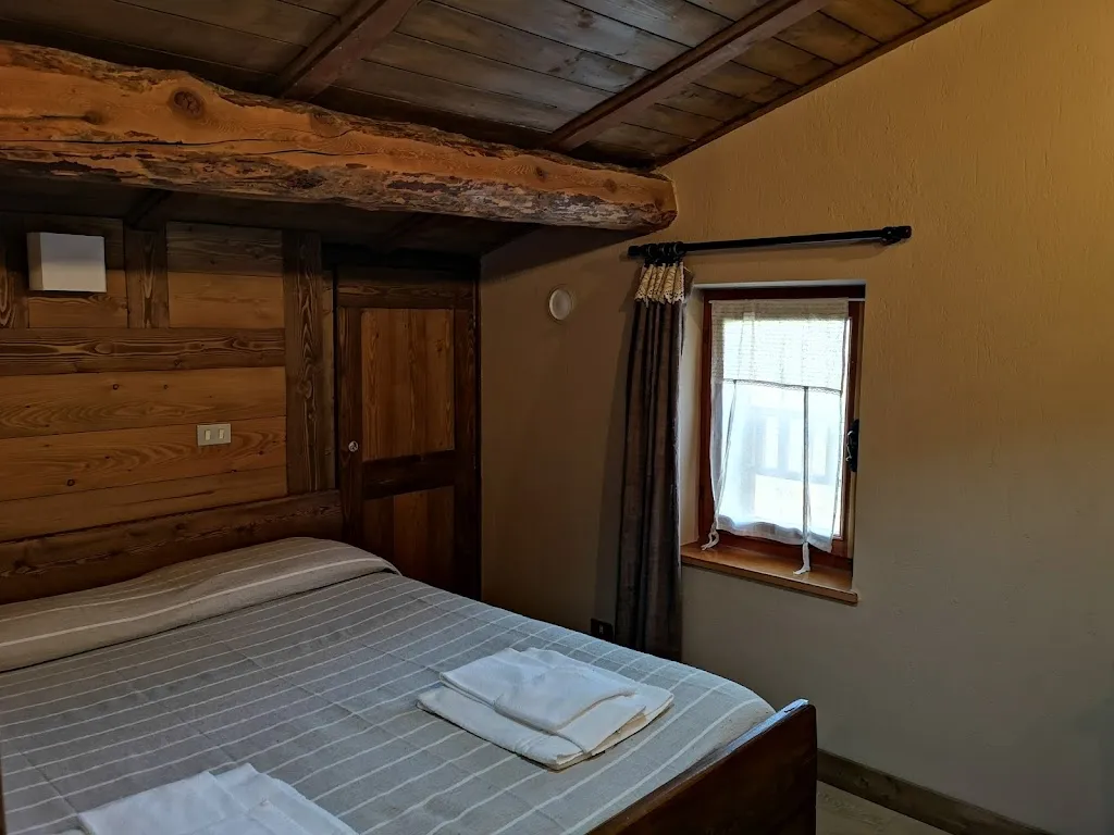 Locanda Lou Subric Osteria e Camere_Acceglio_slider_image_3