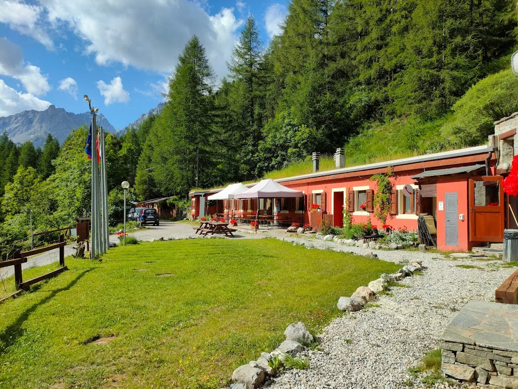 Rifugio Campo Base_Acceglio_slider_image_3
