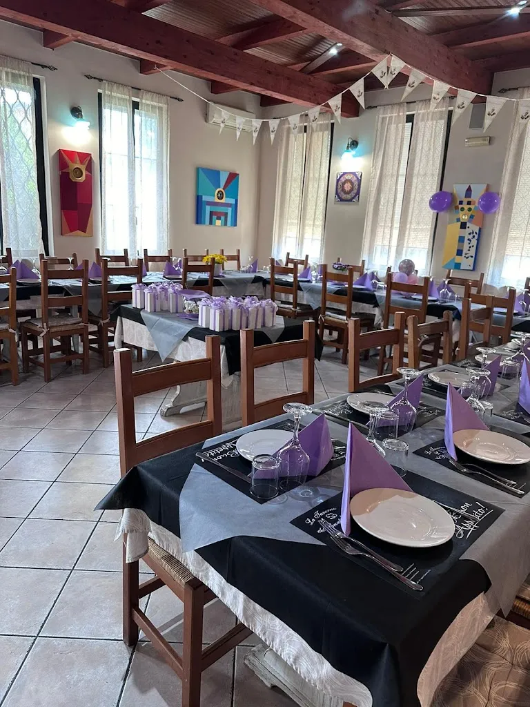 La taverna del brontolone restaurant in Agrate Conturbia