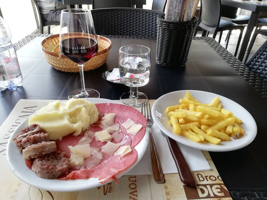 paolo perona_Trattoria Dei Passeggeri_Airasca_review