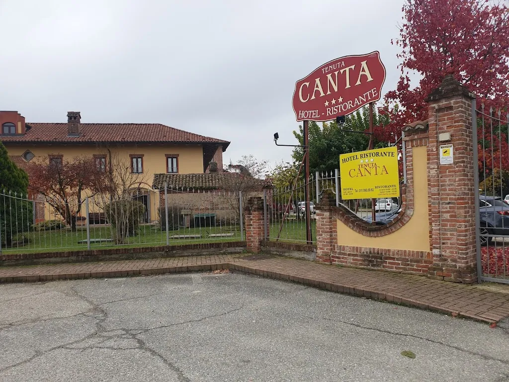 Tenuta Canta restaurant in Airasca