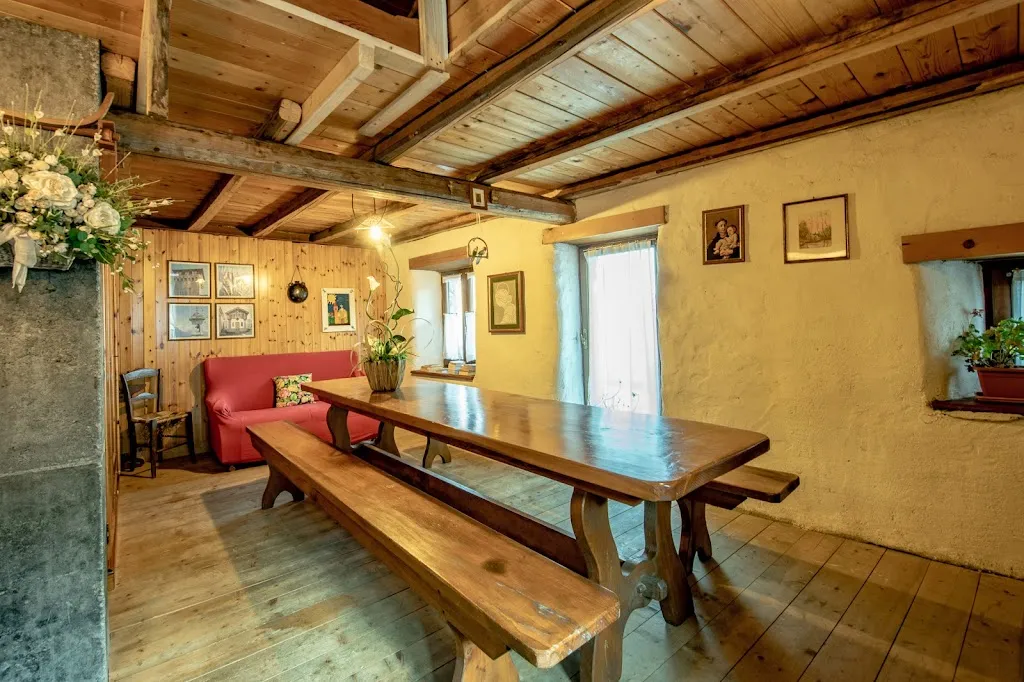 Le Contessine restaurant in Ala di Stura