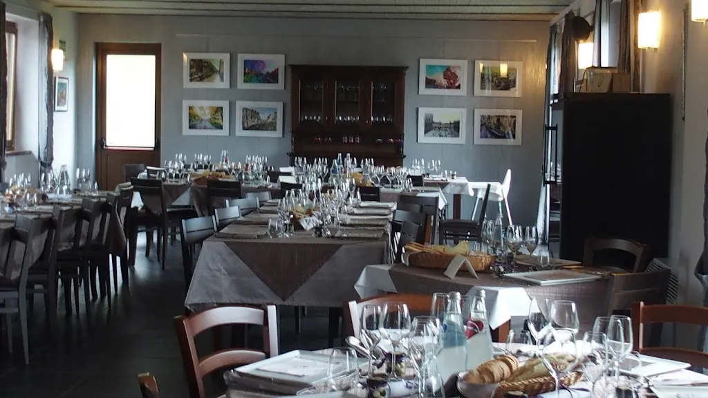 Osteria Di Corte restaurant in Albaretto della Torre