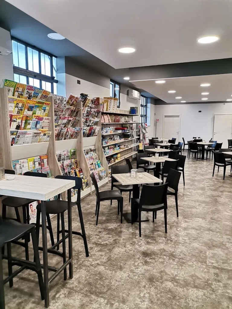 CB Bar Tabacchi Pizzeria restaurant in Albiano d'Ivrea