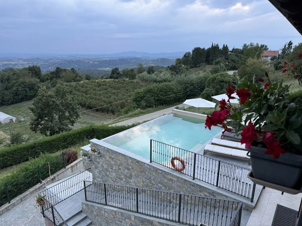 Susan Christ_Alle Tre Colline Agriturismo e Cantina - Albugnano_Albugnano_review
