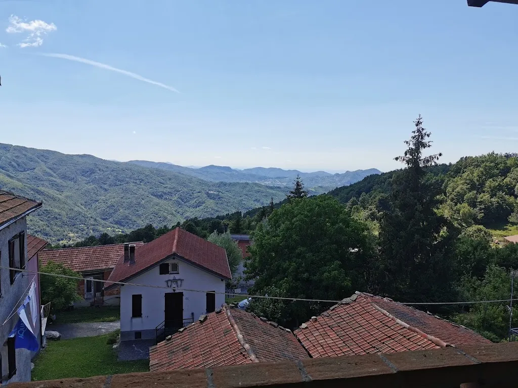 Azienda agricola Alta Valle_Albera Ligure_slider_image_3