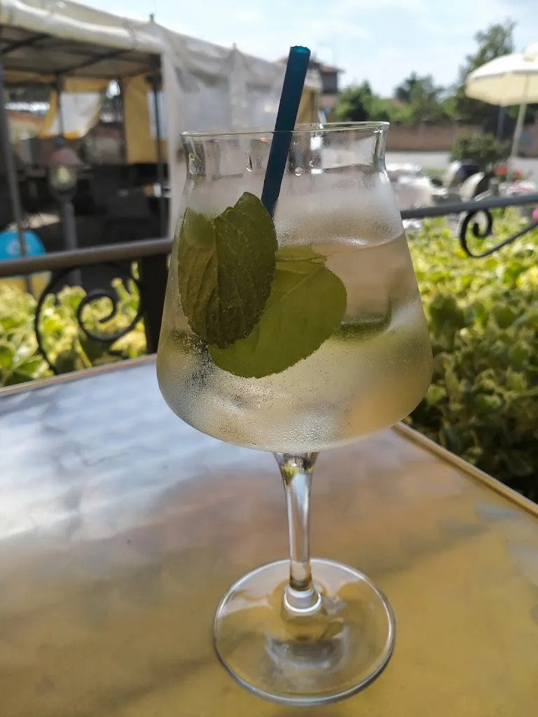 Bar Del Gatto_Alfiano Natta_slider_image_3