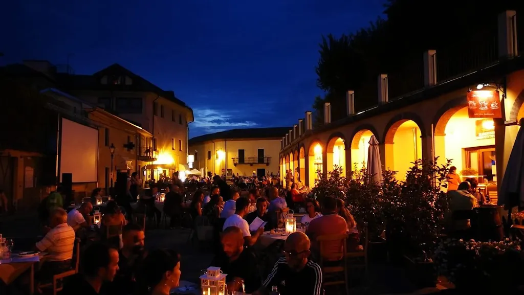 Bottega del Vino_Alice Bel Colle_slider_image_3