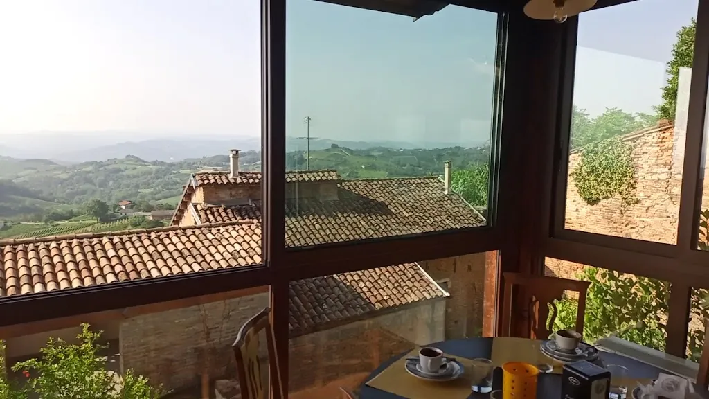 Hotel Belvedere_Alice Bel Colle_slider_image_2