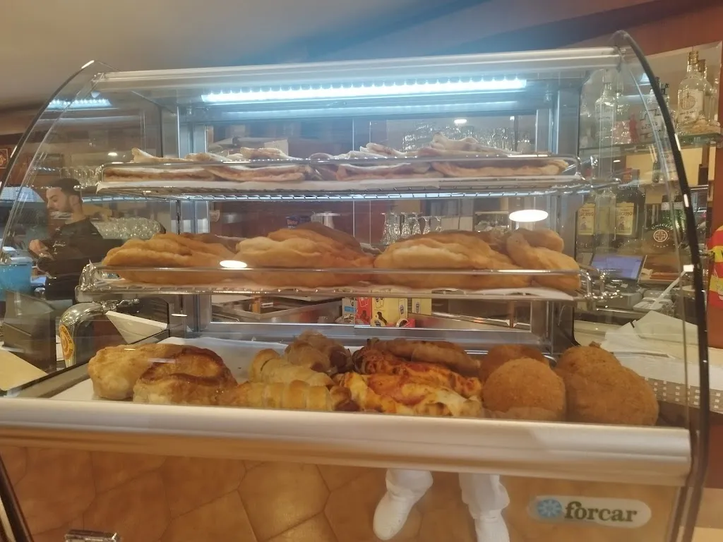 Metropizza Da Fabio_Castromediano_slider_image_3