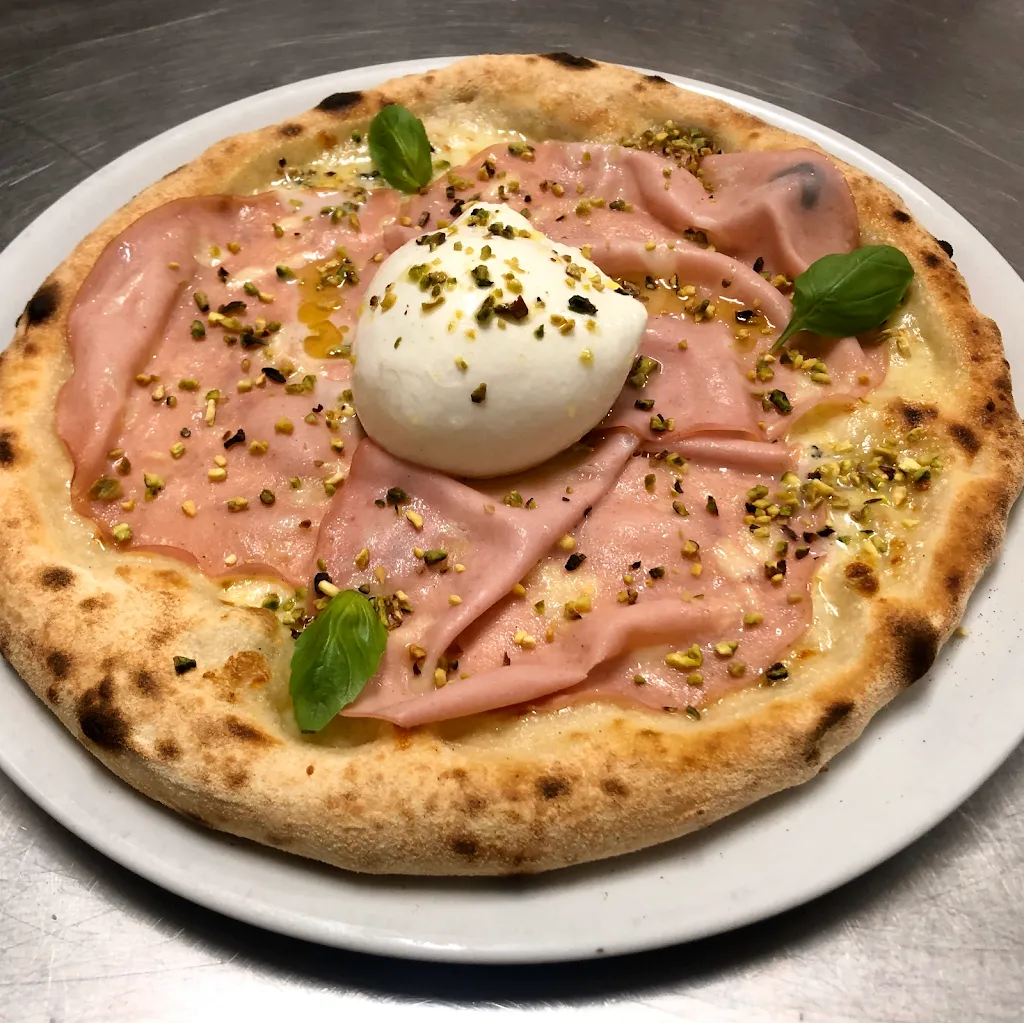 Pizzeria Sorrento_Acqui Terme_slider_image_3