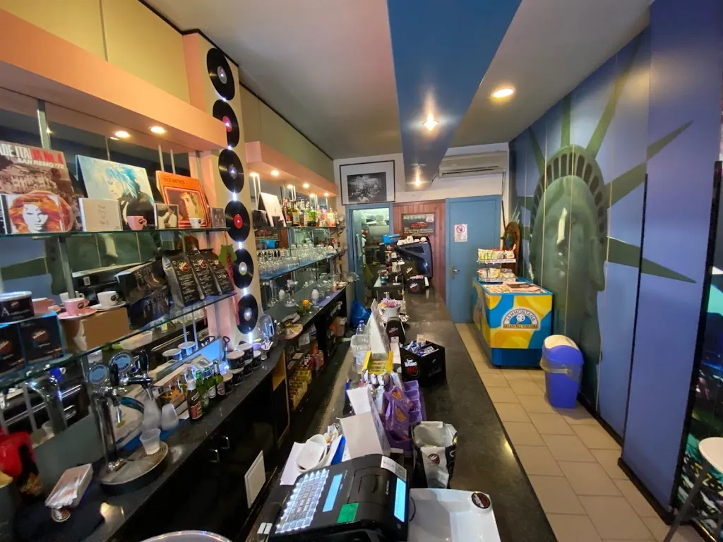 AmericanBar di Limone Silverio_Castromediano_slider_image_1