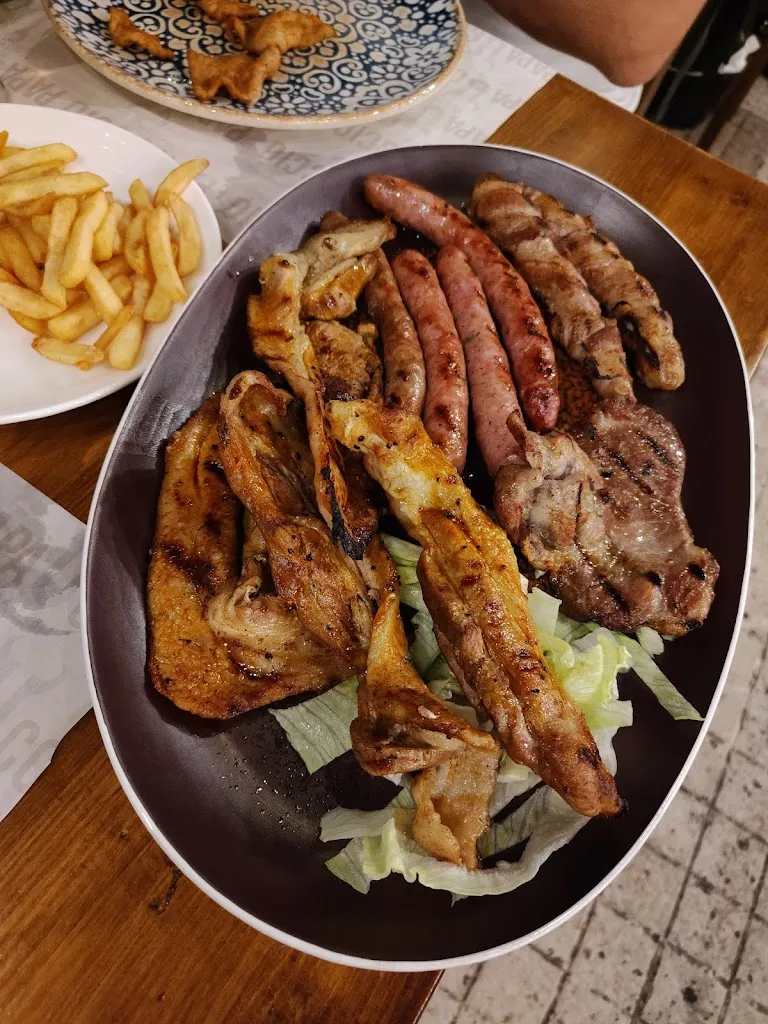 Menu_Borgo Papa' Uccio Ristorante Pizzeria Braceria_Castromediano_image_8