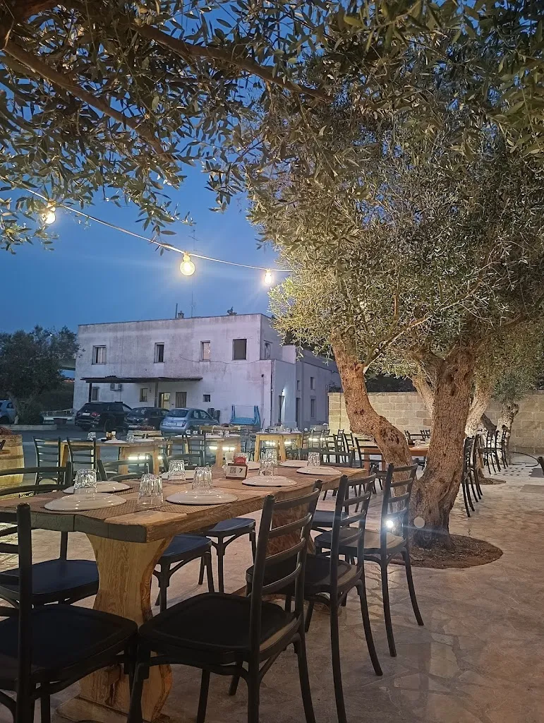 Borgo Papa' Uccio Ristorante Pizzeria Braceria_Castromediano_slider_image_3