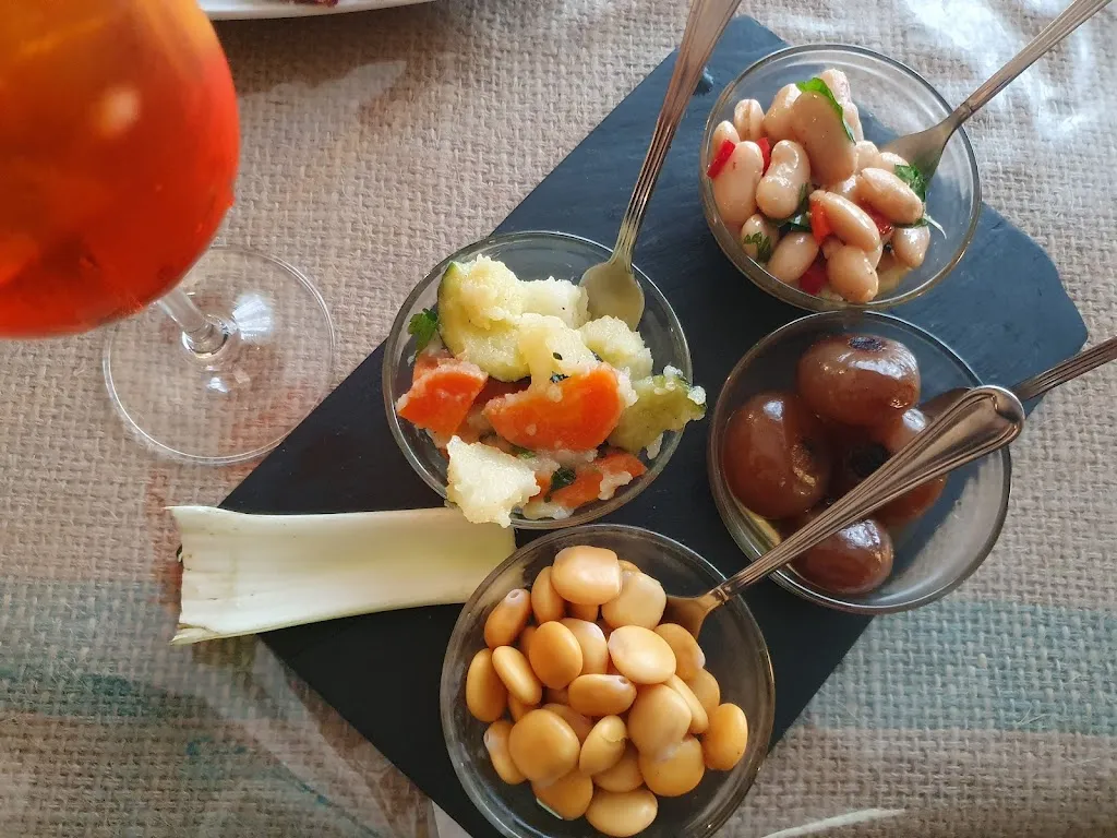 Raffaella Brogna_Bar Aperitò Bistrò_Alice Castello_review