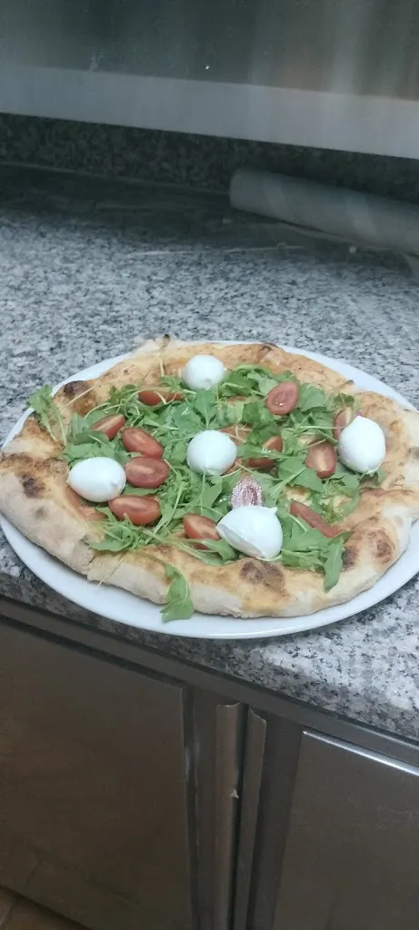 Pizzeria kebab oscar restaurant in Alice Castello