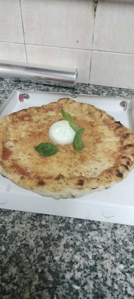 Pizzeria kebab oscar_Alice Castello_slider_image_2