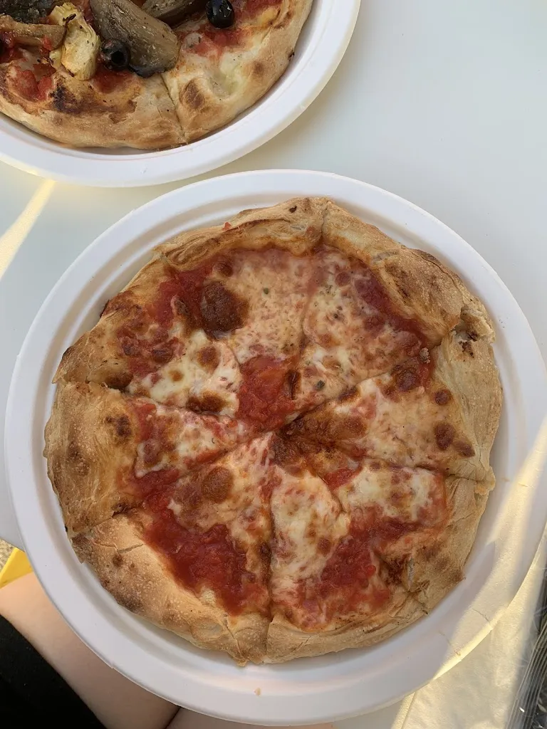 Muireann O'Connell_Pizzeria Soleluna_Alessandria_recensione