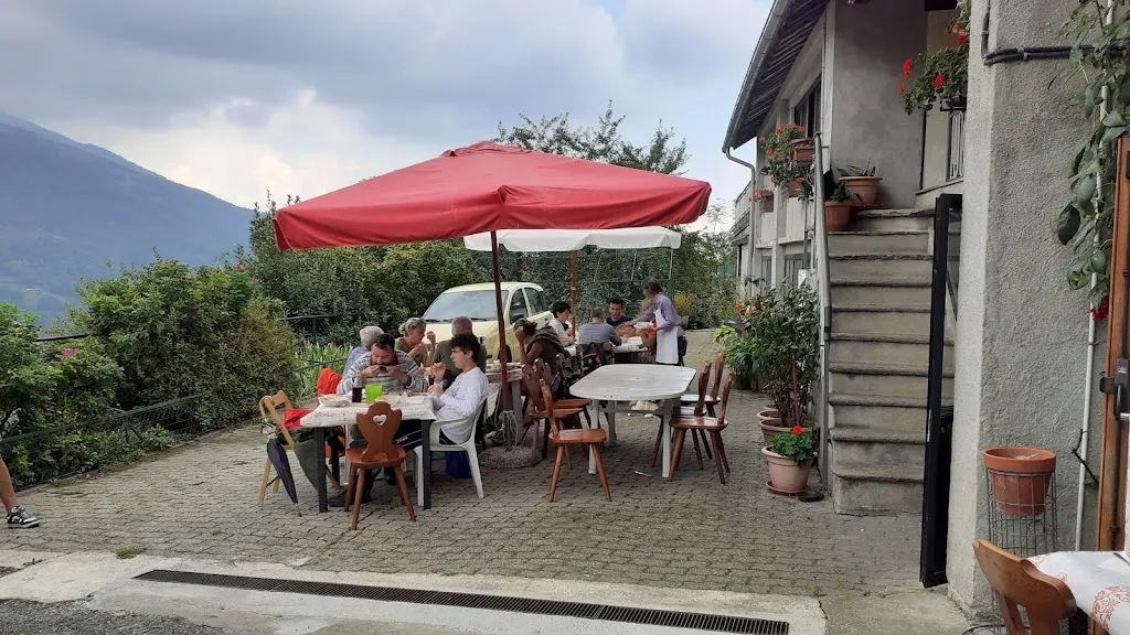 La Tavernetta Da Gina restaurant in Alice Superiore