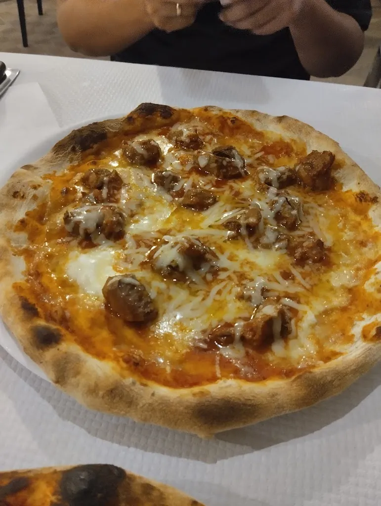 Andy Rock_Pizzeria Calabash_Castromediano_Bewertung