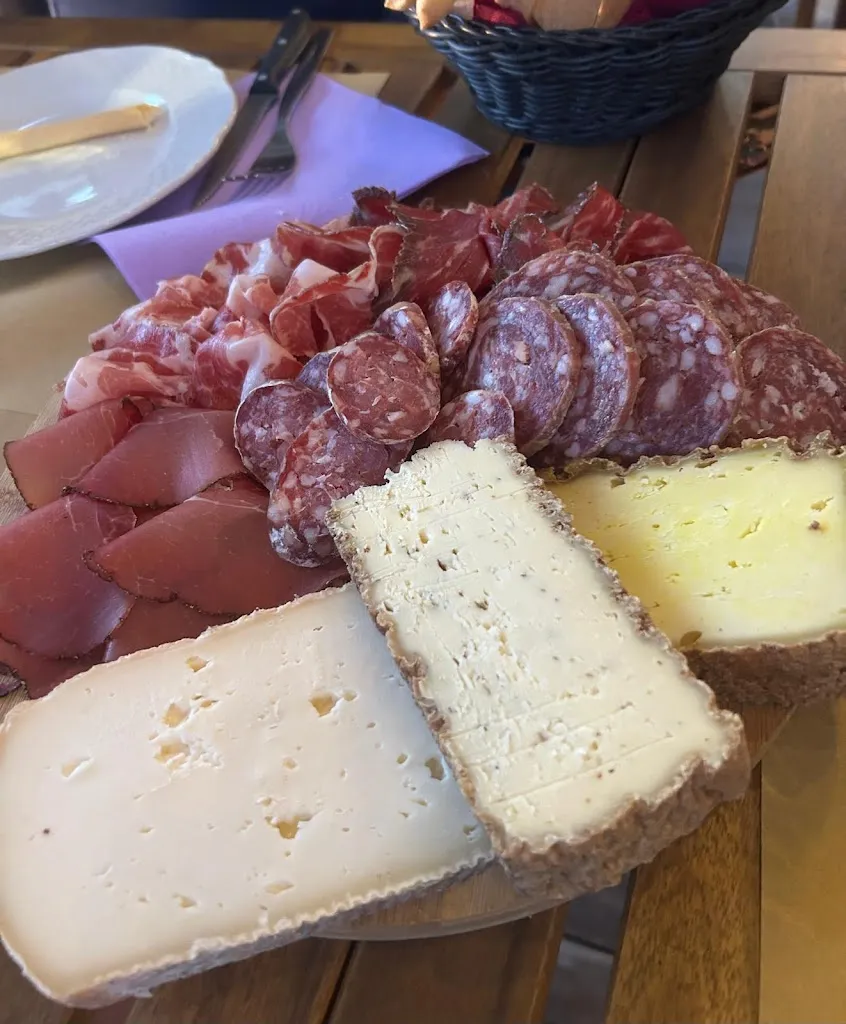 Silvana Claudia Biglia_Alambik_Alice Superiore_review