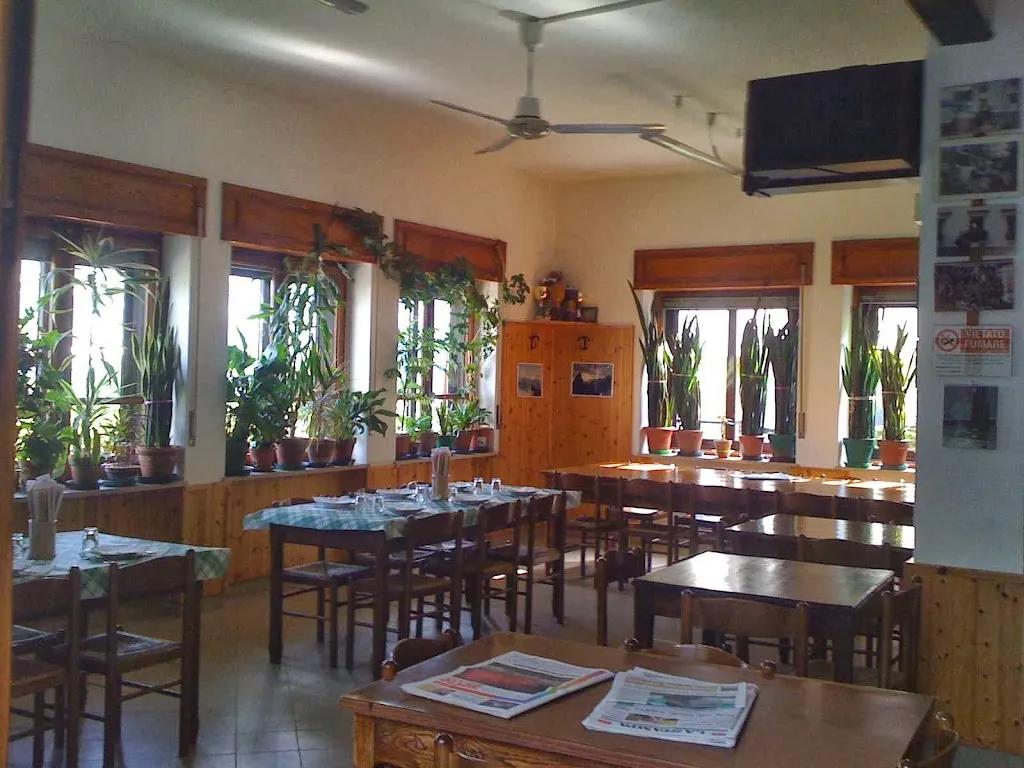 BAR Trattoria Croce Rossa di Rinaldi Denis restaurant in Alice Superiore