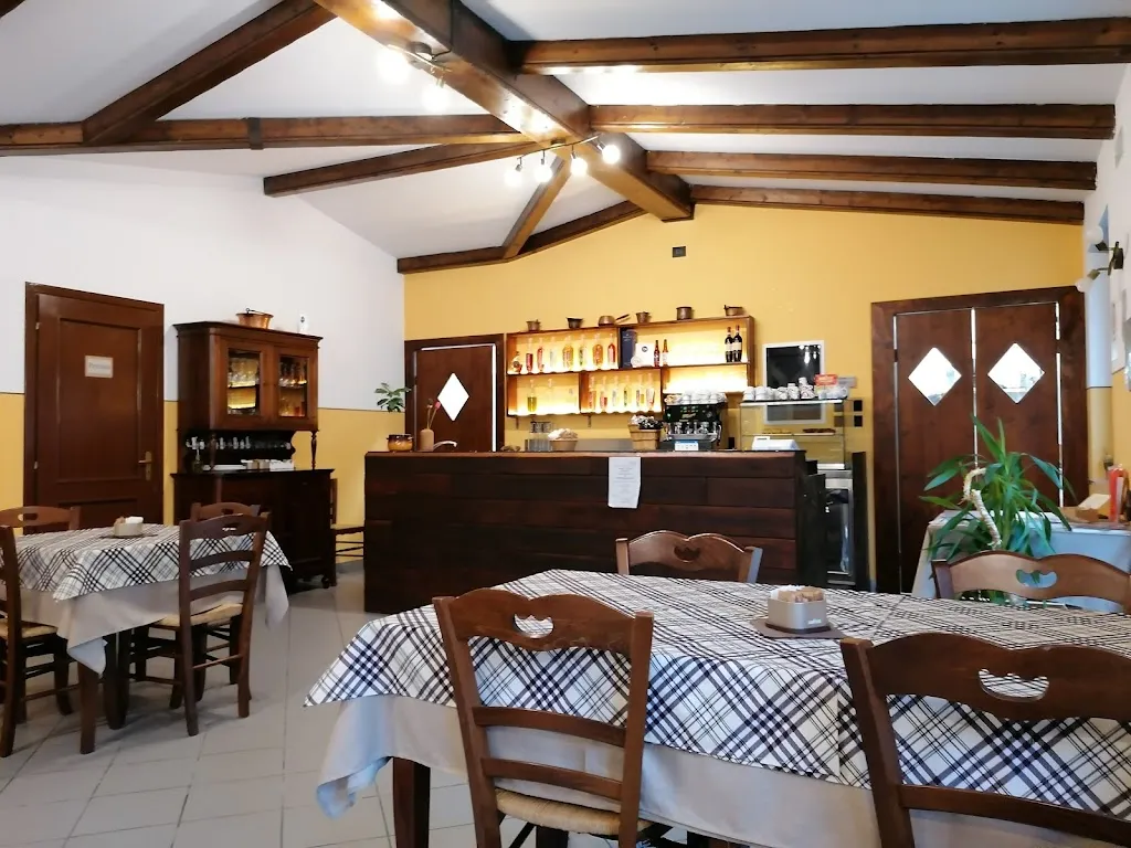 Jayne Brown_La Tacoula_Angrogna_review