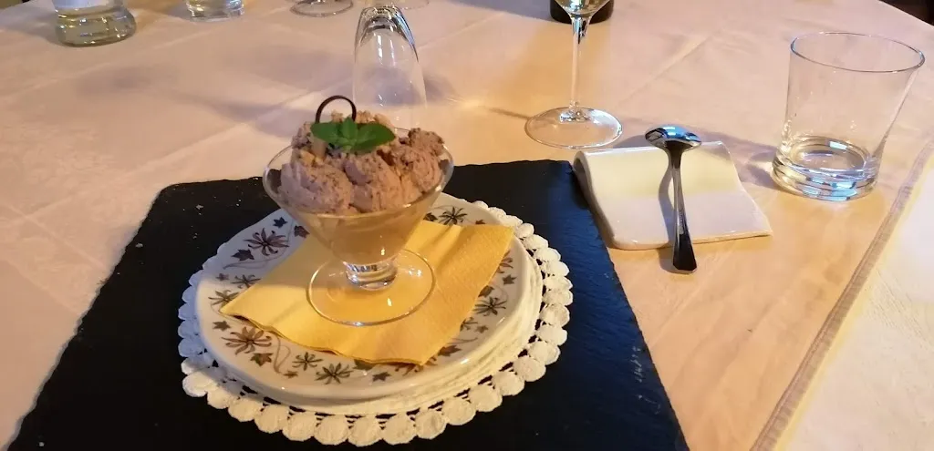 Jayne Brown_Locanda il Pomo d'Oro - Ristorante & Pizza_Angrogna_review