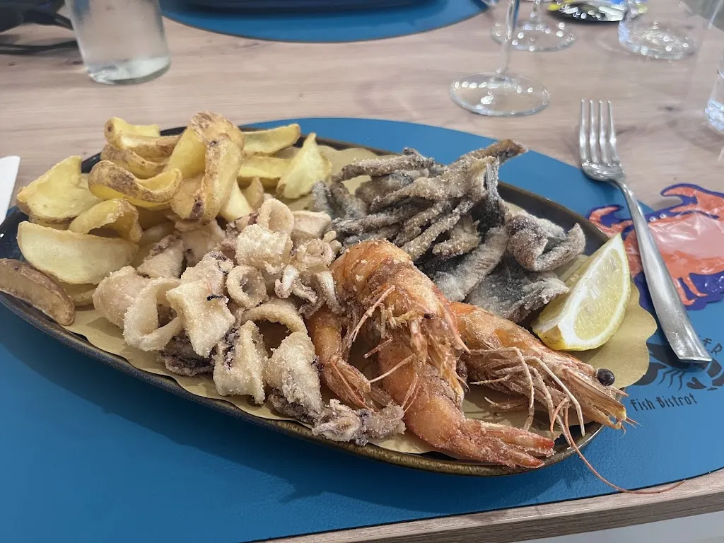 The Lobster Fish Bistrot_Andorno Cacciorna_slider_image_3