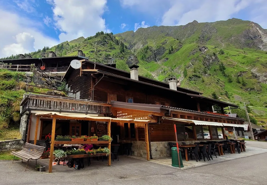 Brunella Cavalli_Ristorante Alpino di Minerali Manuela & C. S.a.s._Antronapiana_review