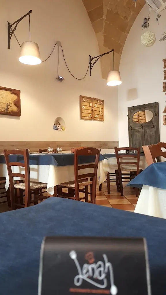 Lerian RISTORANTE salentino e Hamburgeria_Castromediano_slider_image_2