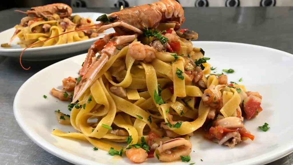 Lerian RISTORANTE salentino e Hamburgeria_Castromediano_slider_image_3