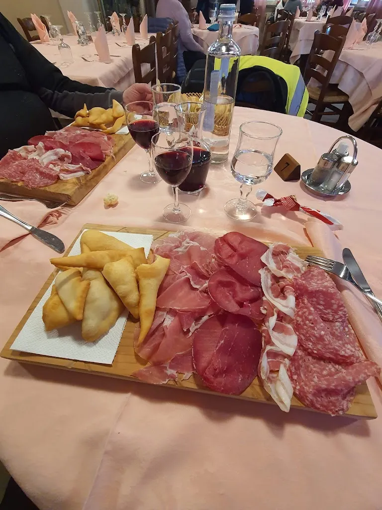 Menu_Ristorante Pizzeria Golden Star Armeno_Armeno_image_7