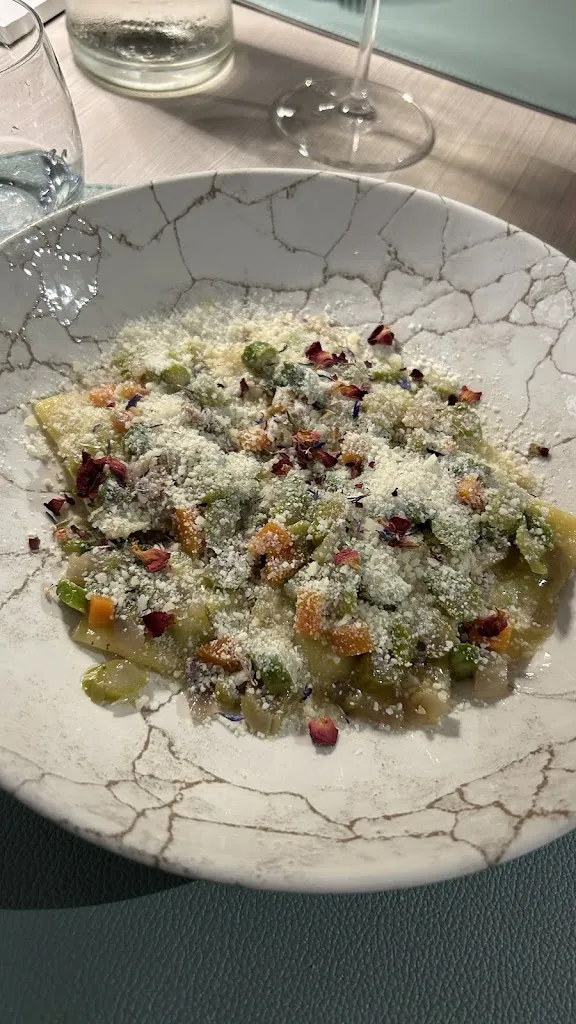 Liza Belonio_Hostaria 3 Tigli_Armeno_review